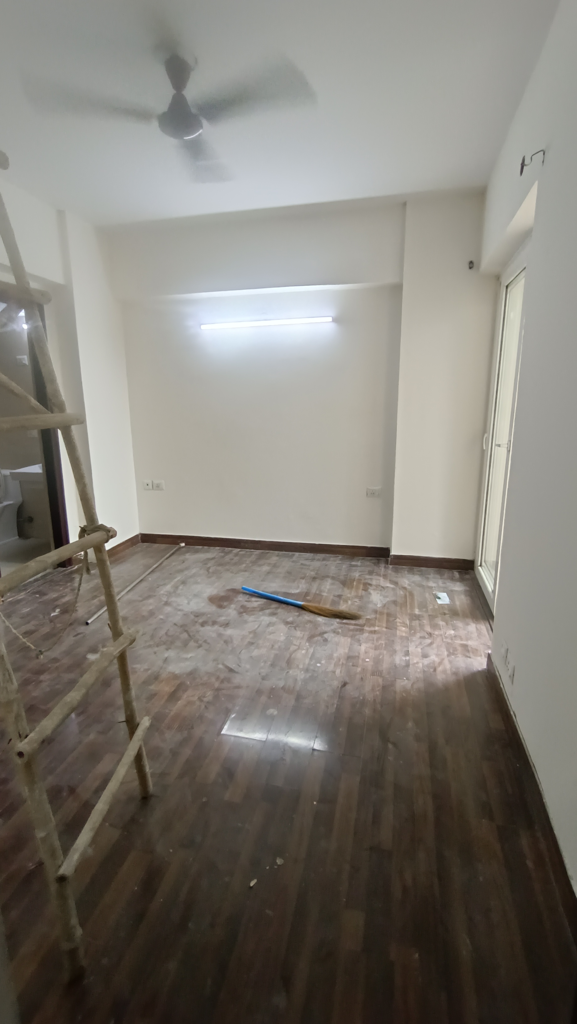 2 BHK Apartment For Rent in Sethi Max Royale