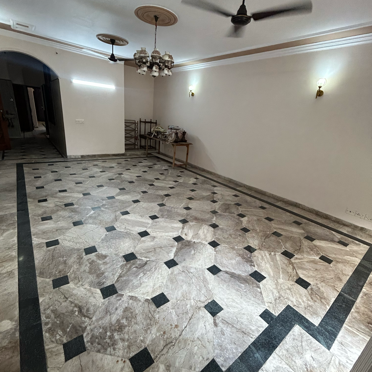 3 BHK + Pooja Room Builder Floor For Rent in South EX-1