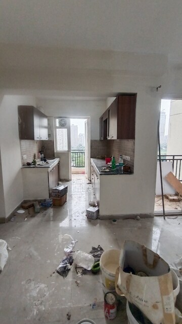 2.5 BHK Apartment For Rent in Sethi Max Royale, Sector 76