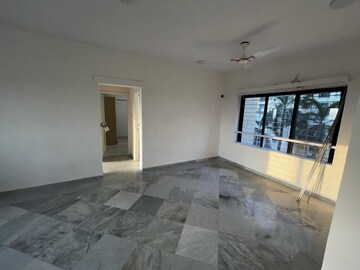 Room in 2 BHK Apartment at NRI Complex Phase I, Seawoods Sector 58 – for Rent