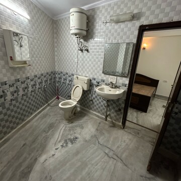 Bathroom in 2 BHK Builder Floor at Masjid Moth – for Rent