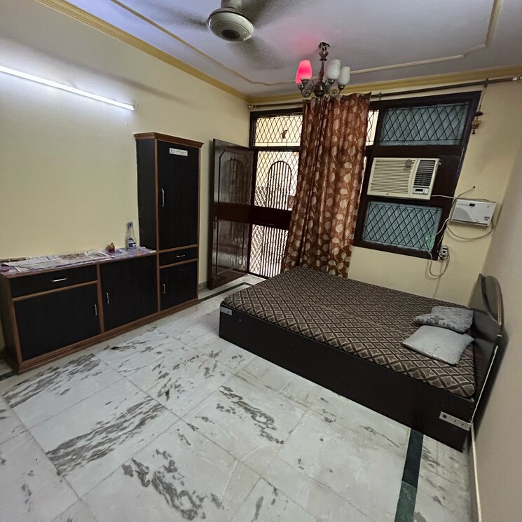 Bedroom, kotla mubarakpur 1 Bedroom 450 Sq.Ft. Builder Floor In Kotla Mubarakpur Delhi 8894048