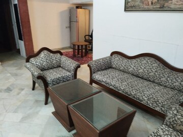 Living Room in 2 BHK Apartment at DLF Pink Town House, Dlf City Phase 3 – for Rent
