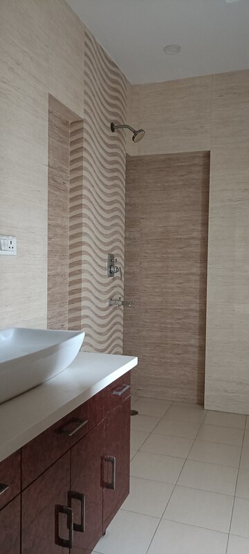 Attached Bathroom in 4 BHK Villa at Sector 36 – for Rent