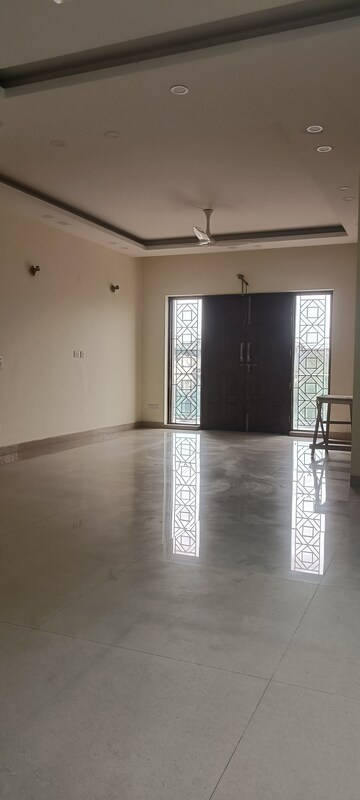4 BHK Villa For Rent in Sector 36