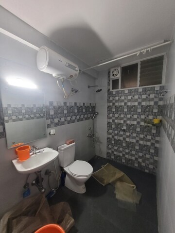 Attached Bathroom in 2 BHK Apartment at Swamy Manor, Mg Road – for Rent