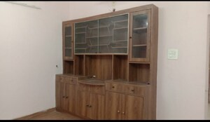 Furnished Amenities in 3.5 BHK Builder Floor at Sector 26 – for Sale