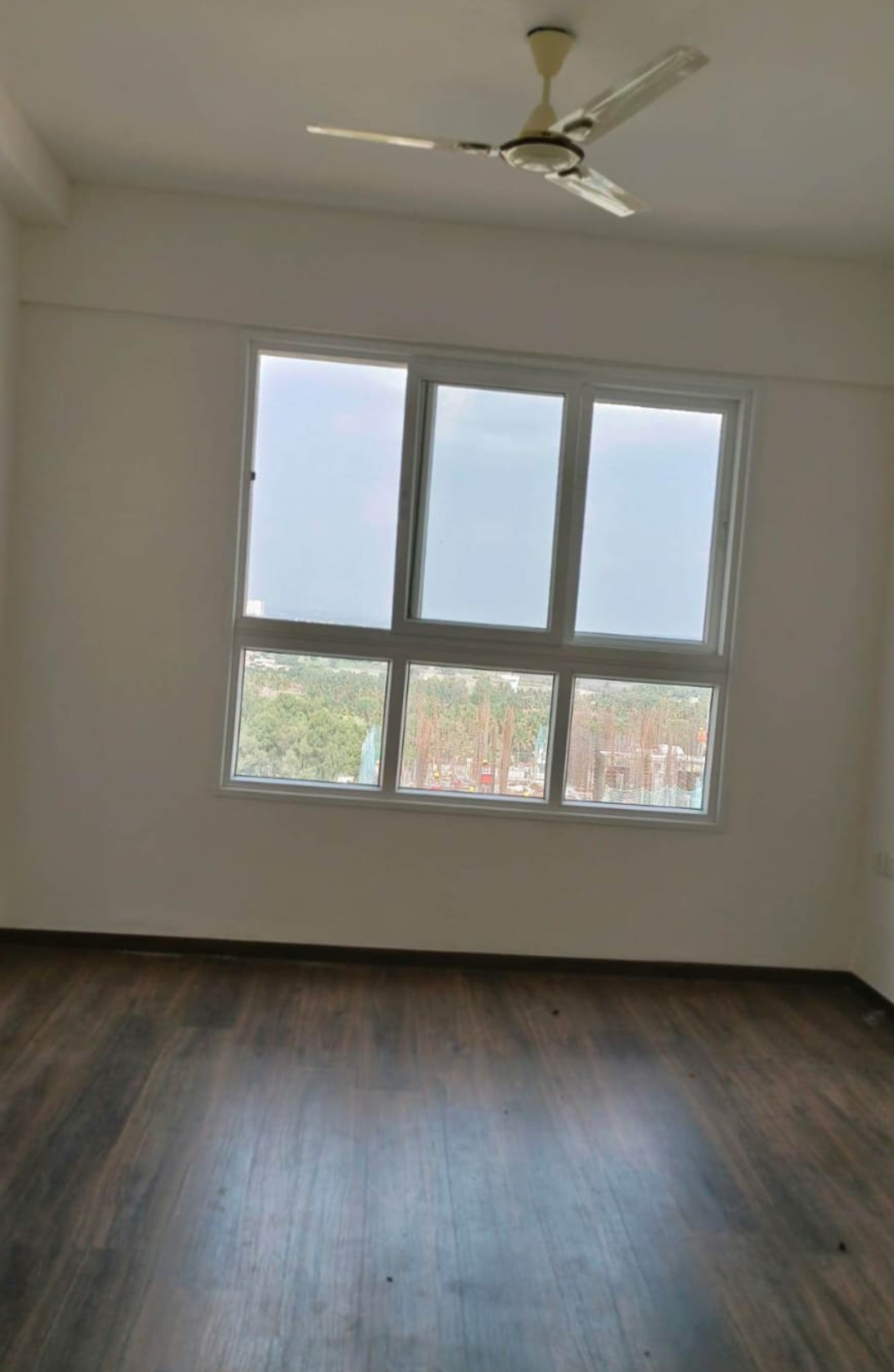 2 BHK Apartment For Rent in Godrej Aqua