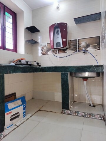 Master Bedroom in 1 BHK Apartment at Sarita Vihar – for Rent