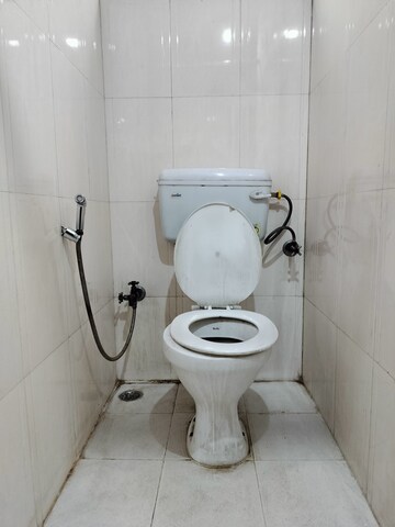 Bathroom in 1 BHK Apartment at Sarita Vihar – for Rent