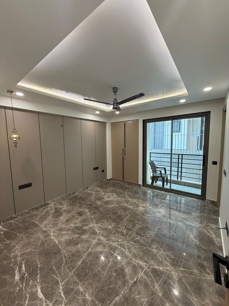 Room, emaar-mgf-emerald-hills 4 Bedroom 2400 Sq.Ft. Builder Floor In Sector 65 Gurgaon 8894122