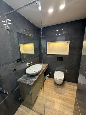 Master Bedroom in 4 BHK Builder Floor at Emaar MGF Emerald Hills, Sector 65 – for Sale