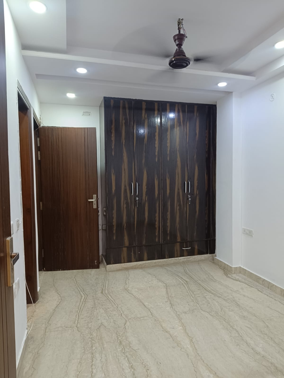 2 BHK Apartment For Rent in Triveni Apartments CGHS