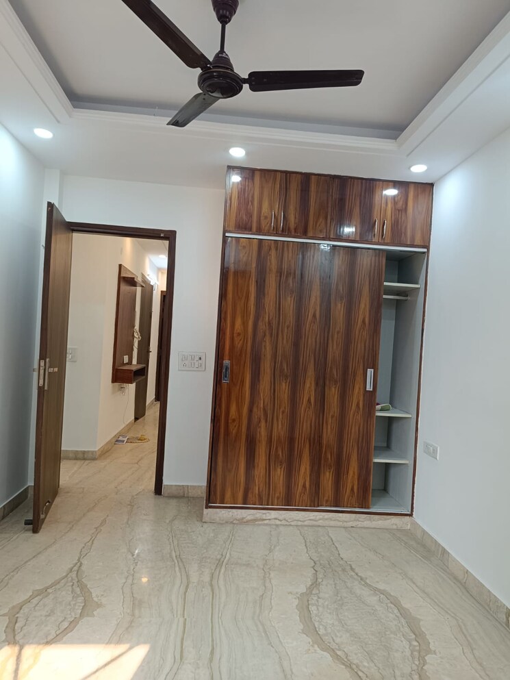 Room, triveni-apartments-cghs 2 Bedroom 900 Sq.Ft. Apartment In Paschim Vihar Delhi 8894134