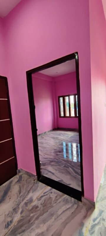 Room in 3 BHK Independent House at Akhari – for Rent