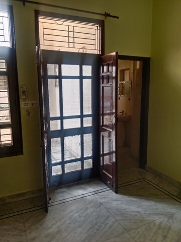 Room in 2 BHK Builder Floor at Huda Sector 11 – for Rent