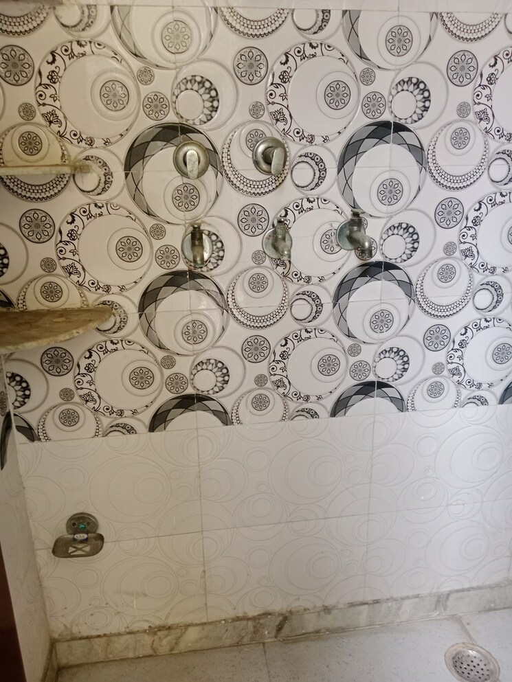 Bathroom, sector 25 2 Bedroom 1012 Sq.Ft. Builder Floor In Sector 25 Panipat 8894197