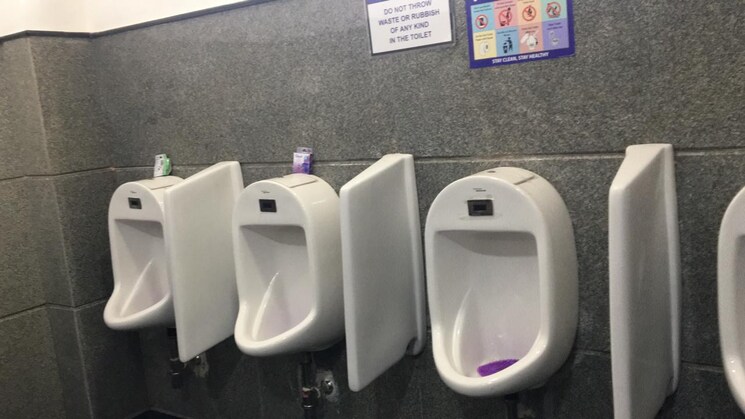 Bathroom, sector 62 Commercial Office Space in IT/SEZ 34000 Sq.Ft. In Sector 62 Noida 8894199