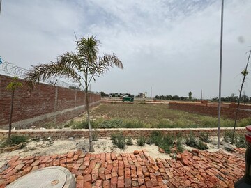 Plot Area in  Plot at Gosainganj – for Sale
