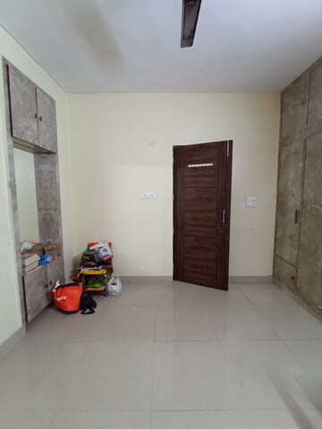 Living Room in 2 BHK Apartment at Prachin Apartment, Paschim Vihar – for Rent
