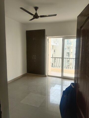 Room in 2 BHK Apartment at Nimbus The Hyde park, Sector 78 – for Rent