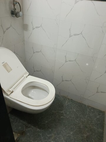 Bathroom in 1 BHK Apartment at Mahalaxmi CHS Worli, Worli – for Rent