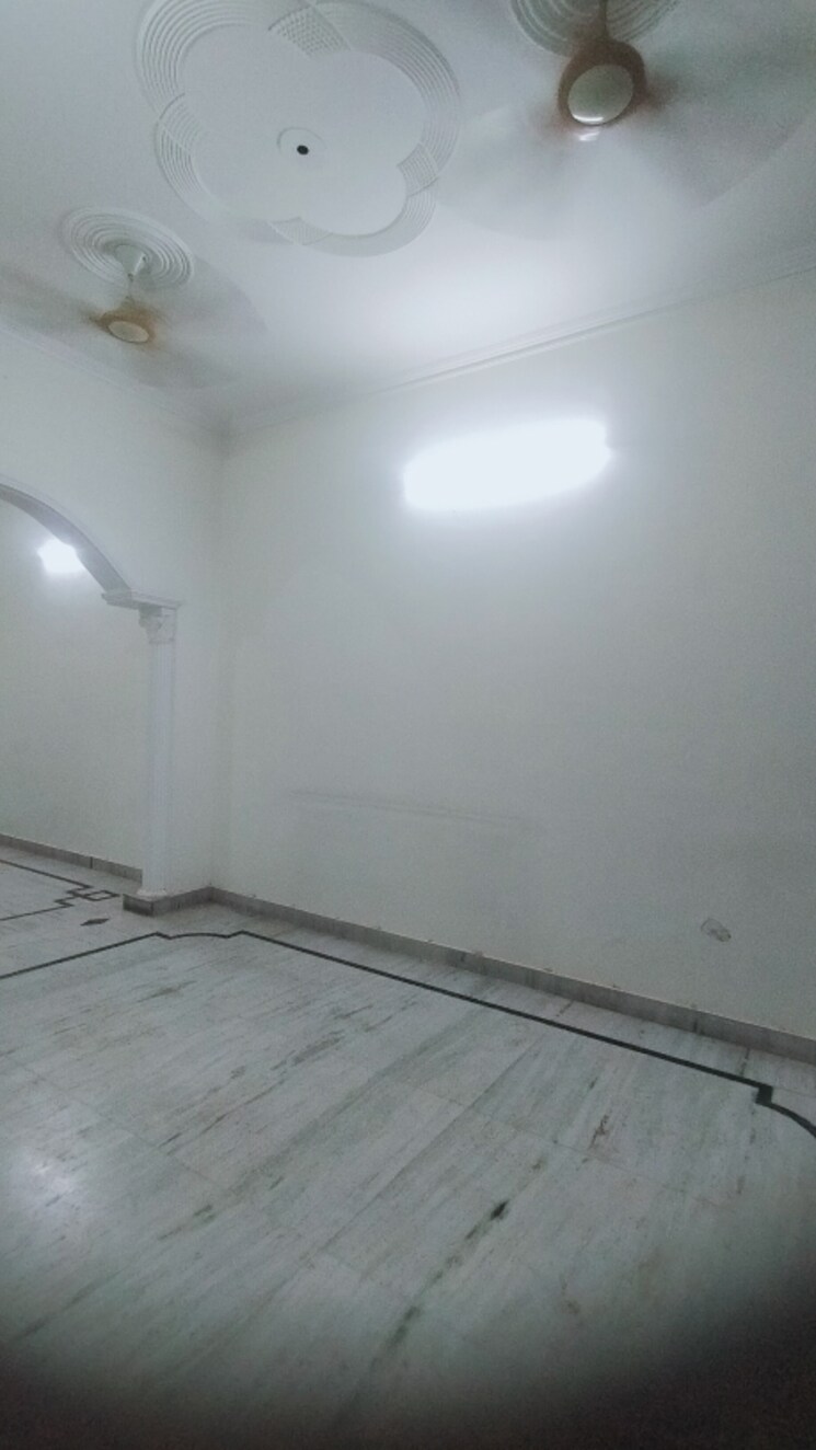Room, gomti nagar 2 Bedroom 1250 Sq.Ft. Independent House In Gomti Nagar Lucknow 8894286