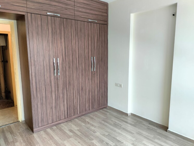 Room, hiranandani-casa-blanca 3 Bedroom 1250 Sq.Ft. Apartment In Ghodbunder Road Thane 8894349