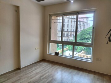 Room in 3 BHK Apartment at Hiranandani Casa Blanca, Ghodbunder Road – for Rent