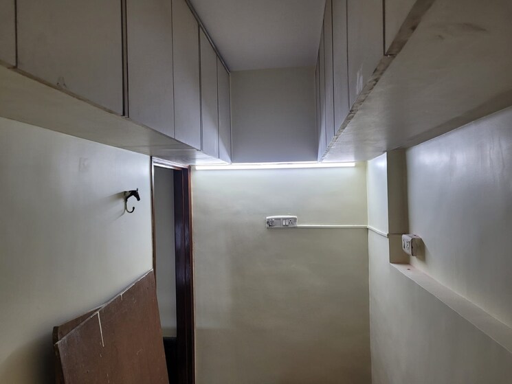Bathroom, vanamali-chs 3 Bedroom 1300 Sq.Ft. Apartment In Chembur Mumbai 8894342