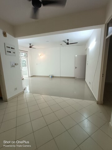 Bathroom in 3 BHK Apartment at Maple Heights, Sector 43 – for Rent