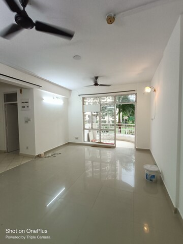 3 BHK Apartment For Rent in Maple Heights, Sector 43
