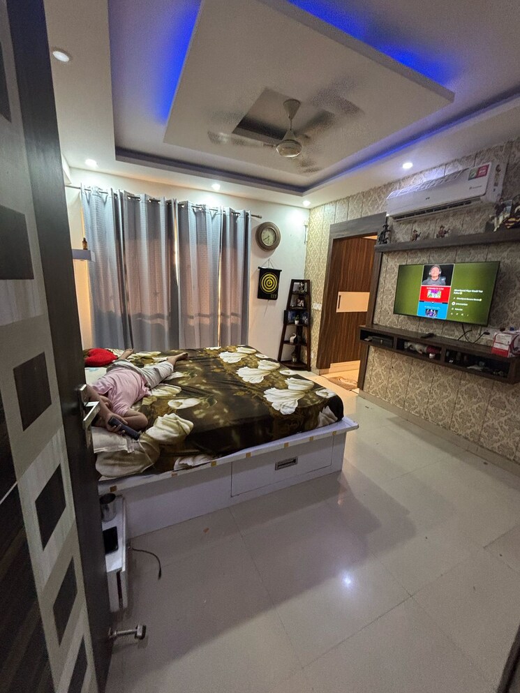 Living Room, shiv-sai-ozone-park 3 Bedroom 1252 Sq.Ft. Apartment In Sector 86 Faridabad 8894386