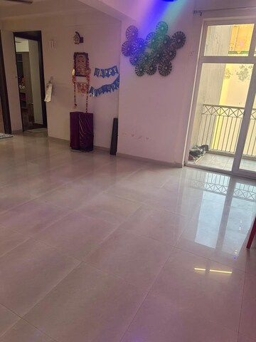 Room in 3.5 BHK Apartment at ATS Nobility, Sector 4 Greater Noida – for Sale