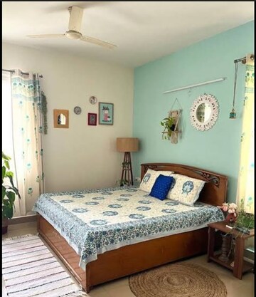 Bedroom in 3 BHK Apartment at Central Park Flower Valley Mikasa Plots, Sohna Sector 33 – for Rent