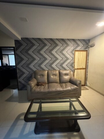 Living Room in 3.5 BHK Apartment at Juhu – for Rent