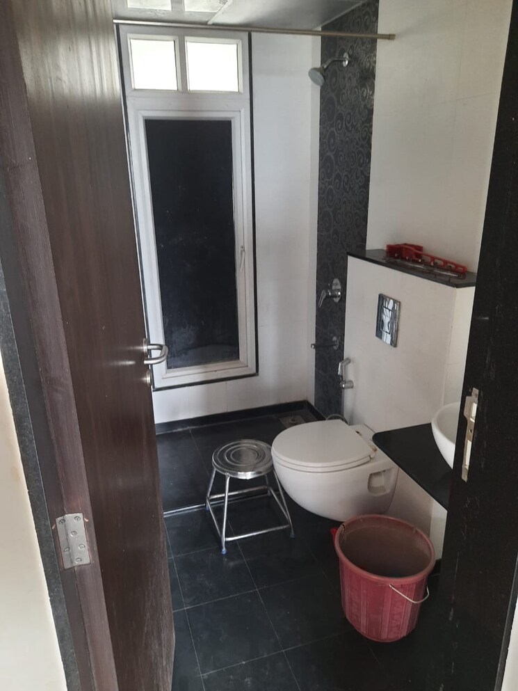 Bathroom, goel-ganga-glitz 2 Bedroom 980 Sq.Ft. Apartment In Undri Pune 8894433