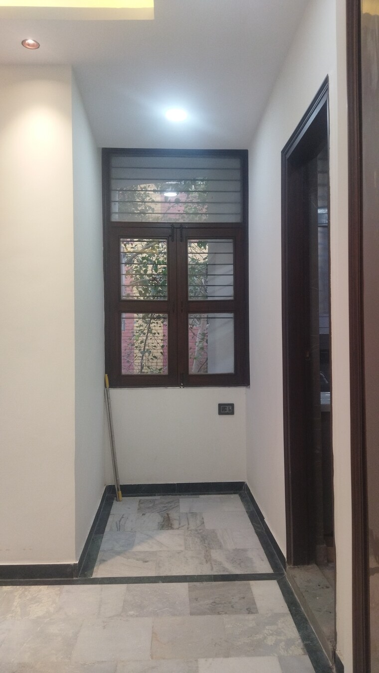 undefined, govindpuri 3 Bedroom 1300 Sq.Ft. Builder Floor In Govindpuri Delhi 8894482