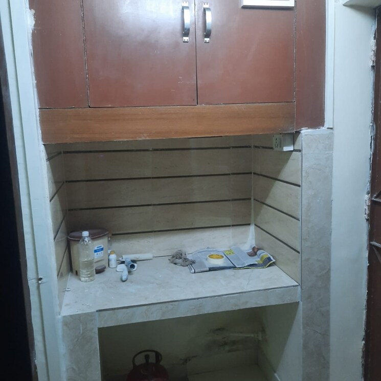 Bathroom, lajpat nagar i 1 RK 300 Sq.Ft. Builder Floor In Lajpat Nagar I Delhi 8894553