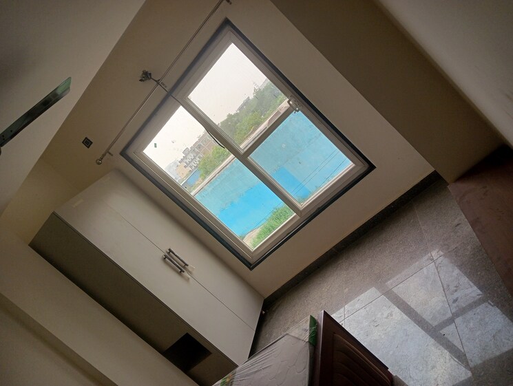 undefined, sector 33 3 Bedroom 1800 Sq.Ft. Builder Floor In Sector 33 Gurgaon 8894558