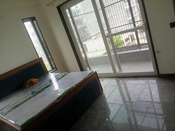 Bedroom in 3 BHK Builder Floor at Sector 33 – for Rent