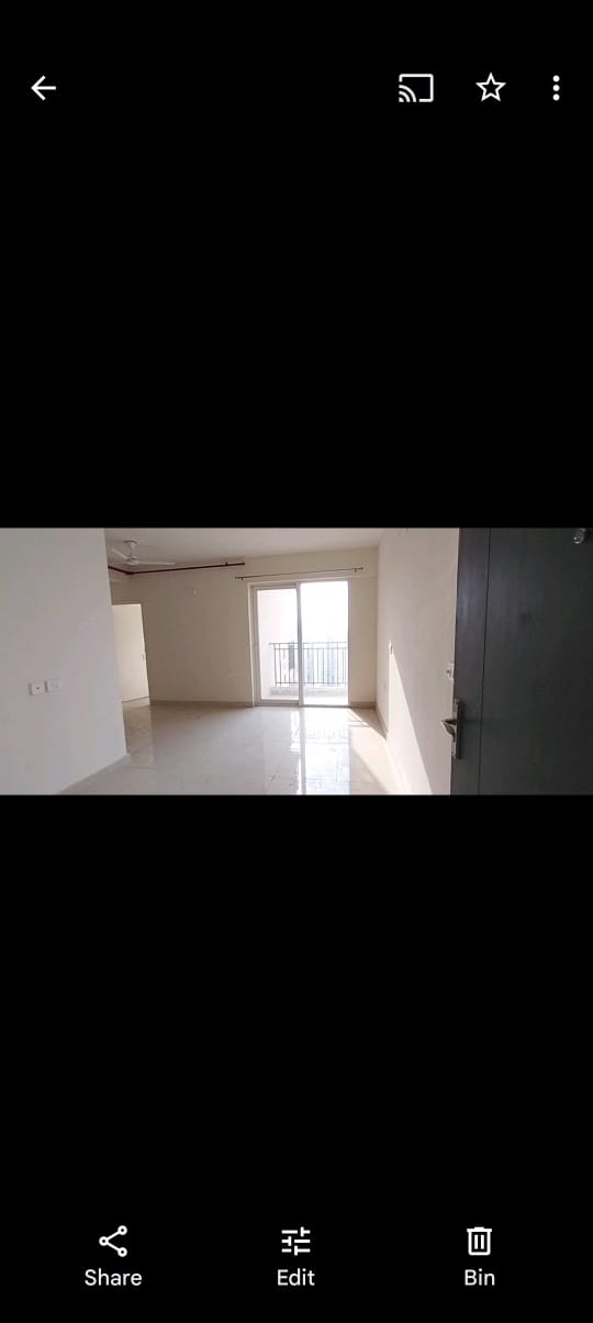 3 BHK + Extra Room Apartment For Rent in Signature Global Golf Greens