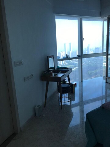 Team Area in 3 BHK Apartment at Indiabulls Sky, Lower Parel – for Rent