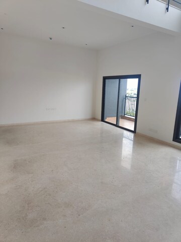 Room in 4 BHK Apartment at Sobha Pristine, Jakkuru – for Sale