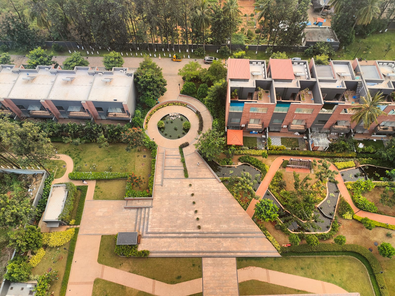 4 BHK + Servant Room Apartment For Sale in Sobha Pristine