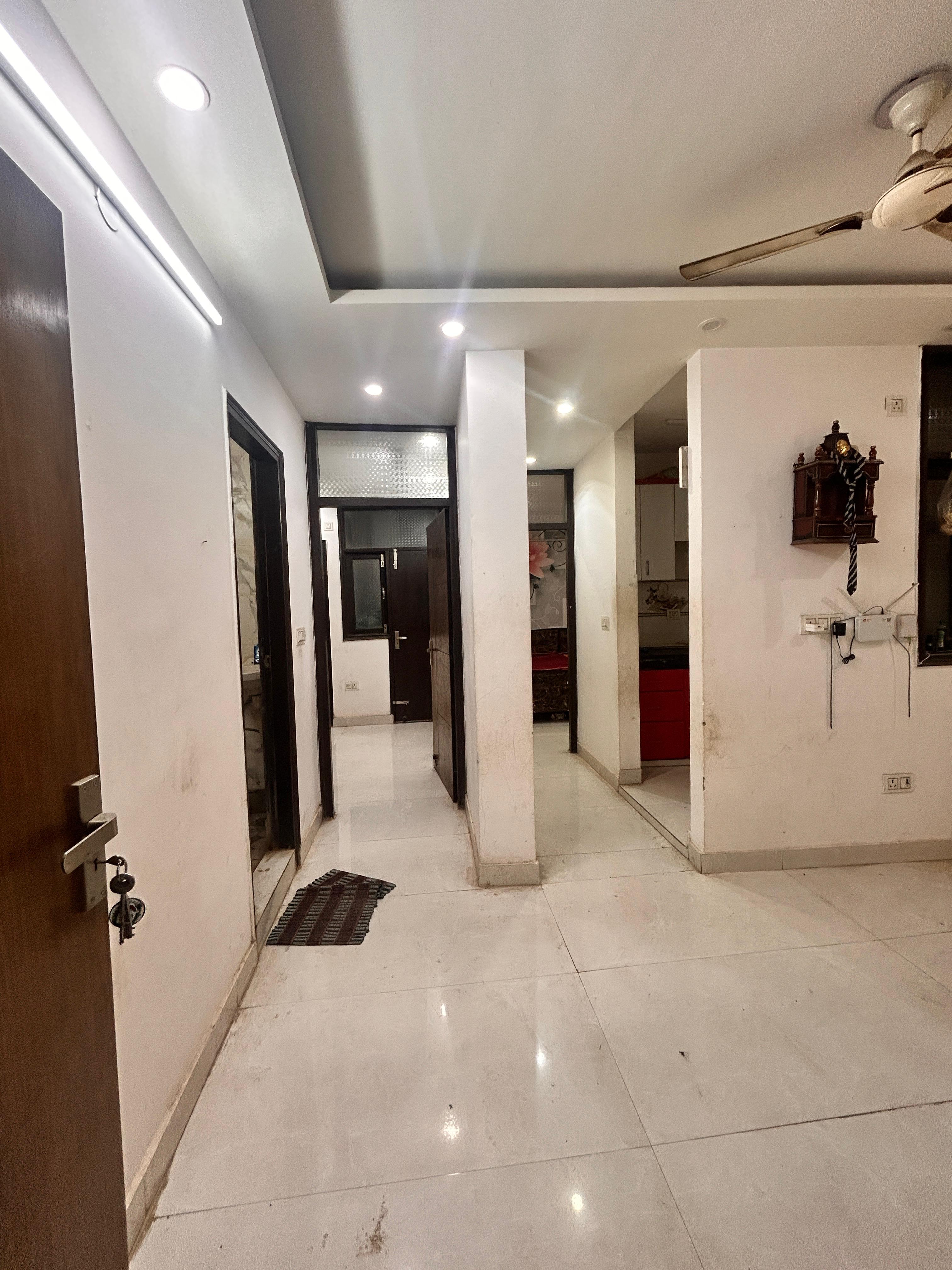 2 BHK Builder Floor For Rent in Govindpuri 
