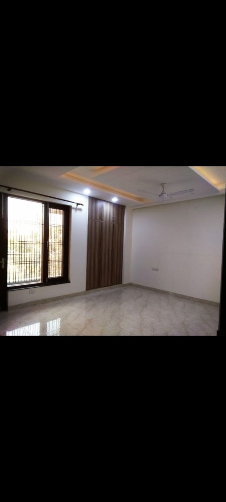 Room, sector 46 2 Bedroom 1200 Sq.Ft. Builder Floor In Sector 46 Gurgaon 8894633