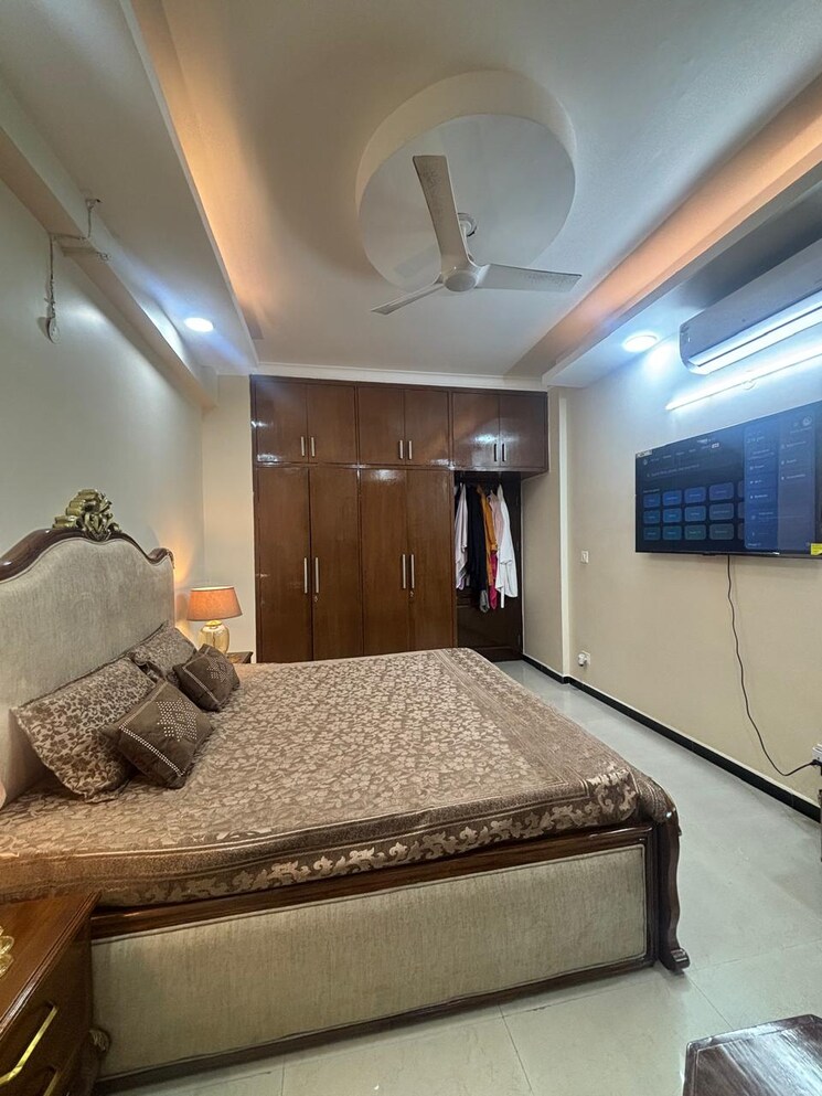 Bedroom, aditya-mega-city 3 Bedroom 1895 Sq.Ft. Apartment In Vaibhav Khand Ghaziabad 8894644