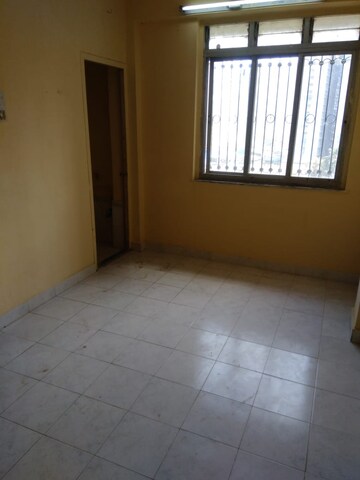 Room in 1 RK Apartment at 56 Building Triveni Tower CHS Ltd, Kandivali West – for Rent