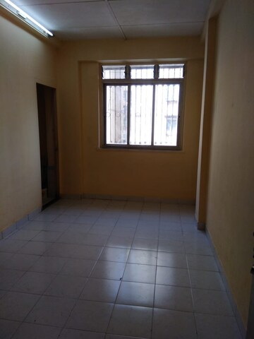 Room in 1 RK Apartment at 56 Building Triveni Tower CHS Ltd, Kandivali West – for Rent